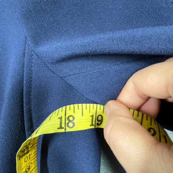 WHITE HOUSE BLACK MARKET *NEW* Femme Peacoat Officer Blue Sz Medium Gold Button - Picture 11 of 12